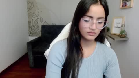 Snapshot of scarlet_rose__ chatting on 24, 2, 2025 Scarlet  online show from 24, 2, 2025