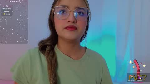 Snapshot of scarlet_rose__ chatting on 10, 9, 2025 Scarlet  online show from 10, 9, 2025