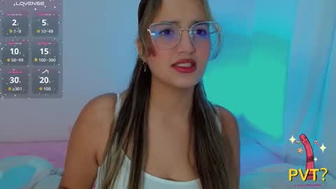 Snapshot of scarlet_rose__ chatting on 11, 9, 2025 Scarlet  online show from 11, 9, 2025