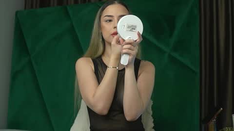 Scarlet online show from 18, 11, 2025