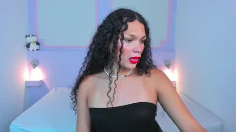 Scarlet Dream online show from 9, 3, 2025