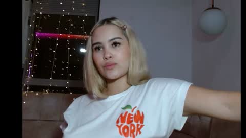 Snapshot of scarleth_baby chatting on 2, 12, 2024 Alaia Domina online show from 2, 12, 2024