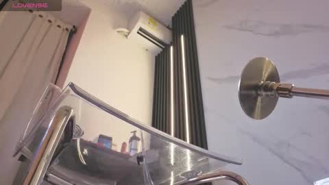 I am  Scarleth  Check mi profile online show from 15, 2, 2026