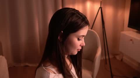 Scarlet online show from 13, 12, 2024