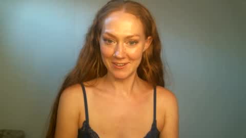 Scarlet Satine online show from 20, 1, 2025