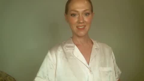 Scarlet Satine online show from 10, 2, 2025