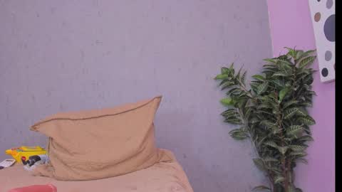 Scarlett 3 online show from 12, 2, 2026