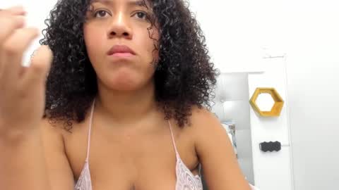 scarlett_fox20 online show from 4, 1, 2025