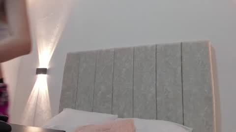 Scarlett Lee online show from 13, 3, 2026