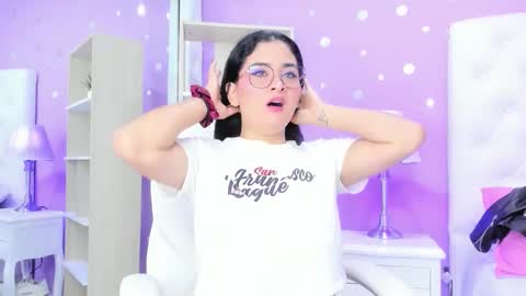 Scarlette  online show from 26, 11, 2025