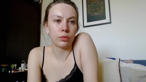 Snapshot of scarlettford chatting on 15, 4, 2026 Scarlett online show from 15, 4, 2026