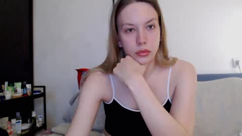 Snapshot of scarlettford chatting on 23, 4, 2026 Scarlett online show from 23, 4, 2026