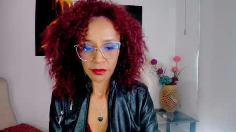 Snapshot of scarlettmalbec chatting on 21, 10, 2025 Scarlett online show from 21, 10, 2025