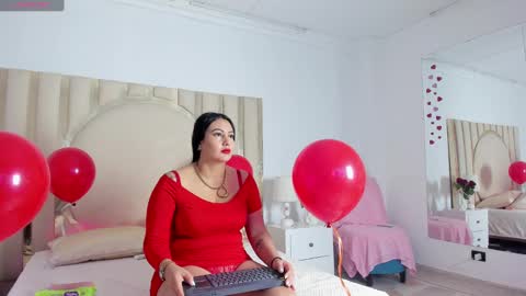 Scarlett Ross  online show from 14, 2, 2025