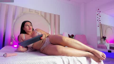 Scarlett Ross  online show from 21, 2, 2025