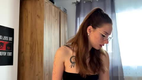 Snapshot of scarlettsmithz chatting on 4, 5, 2026 ScarlettSmithz online show from 4, 5, 2026