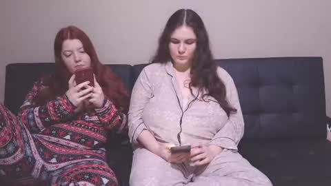 Snapshot of scarletttsinner chatting on 23, 7, 2026 scarletttsinner online show from 23, 7, 2026