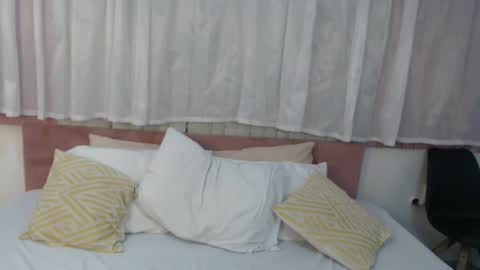 SCARLET online show from 5, 1, 2026