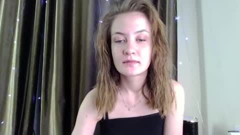 Snapshot of scented_elsa chatting on 15, 5, 2026 Elsa online show from 15, 5, 2026