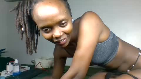 scentedfriction online show from 27, 11, 2025