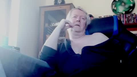 Thomas online show from 3, 2, 2025