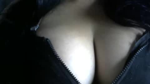 Snapshot of schoco_milf chatting on 27, 9, 2025 mai latina online show from 27, 9, 2025