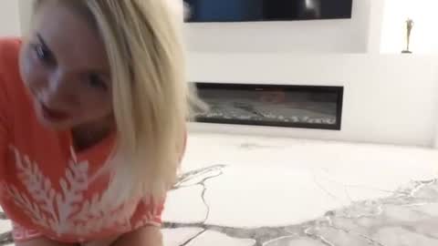 Snapshot of schoolteach chatting on 8, 8, 2026 cindy desire online show from 8, 8, 2026
