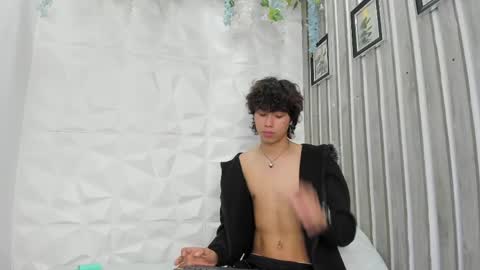 Snapshot of sckrapper chatting on 19, 5, 2026 sckrapper online show from 19, 5, 2026