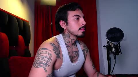 Snapshot of scockpion_ chatting on 20, 5, 2026 Alejandro help me to reach 200 thumps up online show from 20, 5, 2026