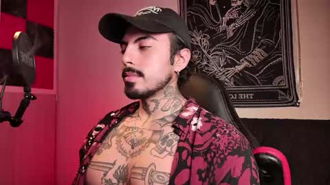 Snapshot of scockpion_ chatting on 8, 6, 2026 Alejandro help me to reach 200 thumps up online show from 8, 6, 2026