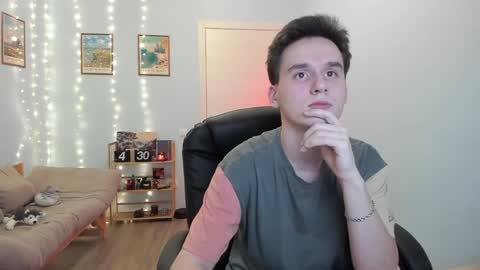 Snapshot of scooby_r chatting on 12, 12, 2024 Thomas brunette and Alex blond online show from 12, 12, 2024