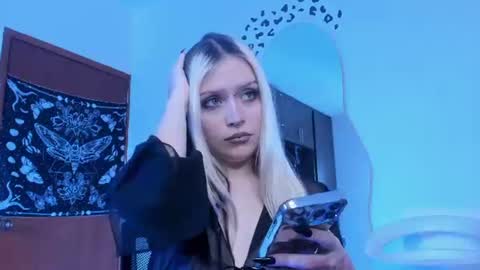 Snapshot of scorpiogoddesss chatting on 1, 7, 2026 Goddess online show from 1, 7, 2026