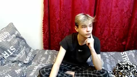 Snapshot of scorpion_250 chatting on 30, 10, 2025 Scorpion 250 online show from 30, 10, 2025