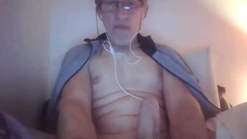 Snapshot of scotchwhieskie chatting on 4, 2, 2026 scotchwhieskie online show from 4, 2, 2026