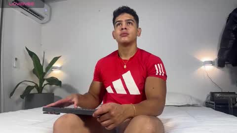 Andrew Flintt online show from 12, 11, 2025