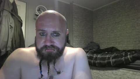 Snapshot of scottish_alien chatting on 1, 7, 2026 Richard James online show from 1, 7, 2026