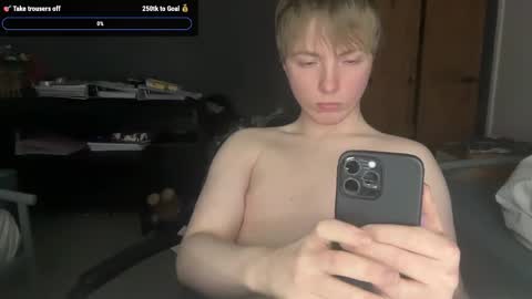 Snapshot of scouserlad4826 chatting on 26, 12, 2024 scouserlad4826 online show from 26, 12, 2024