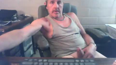 Snapshot of sdh69 chatting on 8, 6, 2026 eating pussy sucking dick online show from 8, 6, 2026