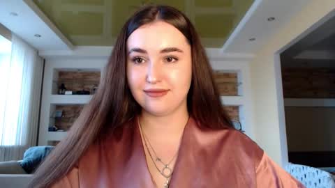 Snapshot of sea_cocktail chatting on 6, 1, 2025 Elizabeth  online show from 6, 1, 2025