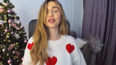 Snapshot of seaebreeze chatting on 12, 12, 2024 Kate online show from 12, 12, 2024