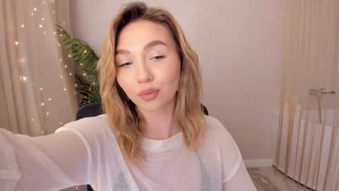 Snapshot of seaebreeze chatting on 18, 1, 2025 Kate online show from 18, 1, 2025