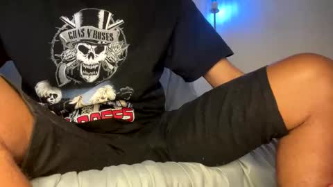 Snapshot of seanpablosanz chatting on 4, 11, 2025 Sean pablo Sanz online show from 4, 11, 2025