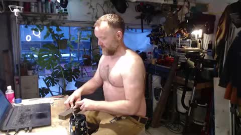 Seattlemanwhore online show from 16, 4, 2026