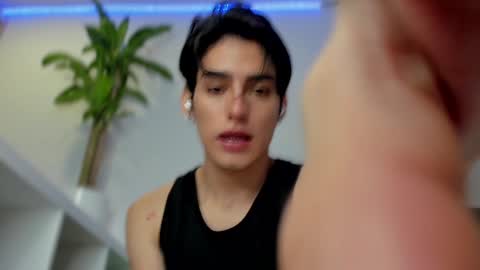 sebastian online show from 6, 1, 2025