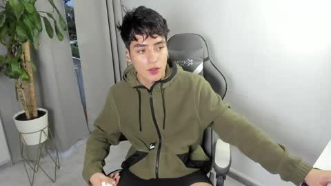 sebastian online show from 21, 4, 2026