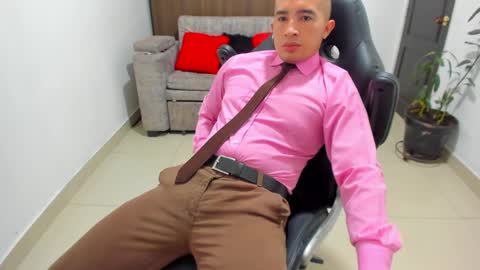 juan  sebastian online show from 25, 1, 2025