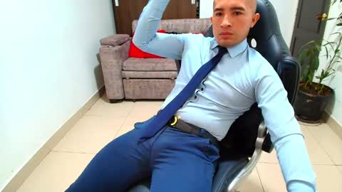 juan  sebastian online show from 1, 2, 2025