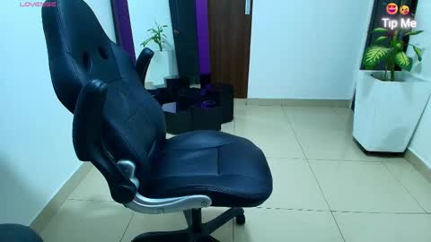 juan  sebastian online show from 18, 4, 2026