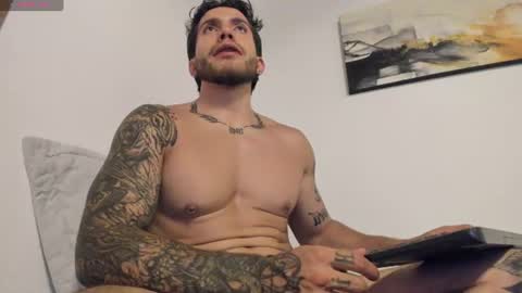 Lucian Sinclair online show from 6, 7, 2026