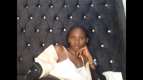 sebatrishaa online show from 1, 11, 2025